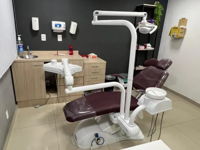 Cadeira Odontológica Olsen Sprint T Completa + Mocho | Impecável | Pronta para Uso 