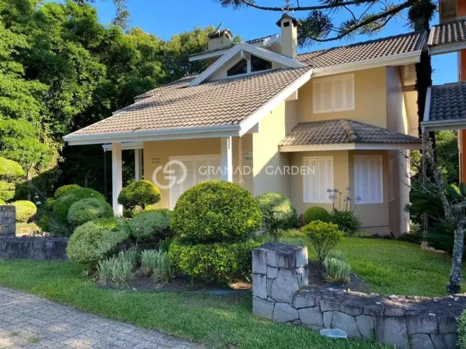 CASA MOBILIADA E EQUIPADA AO LADO DO LAGO NEGRO!