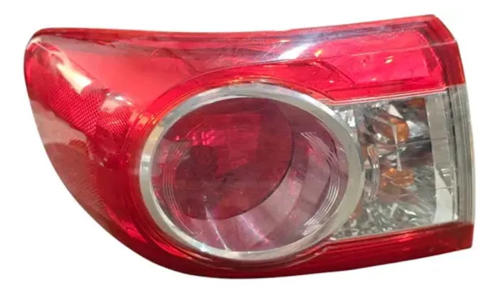 Lanterna Traseira Esquerda Toyota Corolla 1.8 2009/2012 Esquerdo/motorista Vermelho