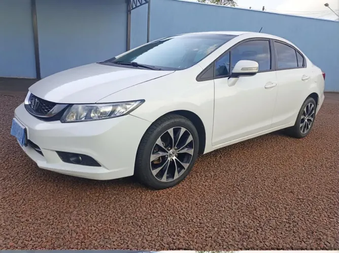 Honda Civic Sedan LXR 2.0 Flexone 16V Aut. 4P 2015