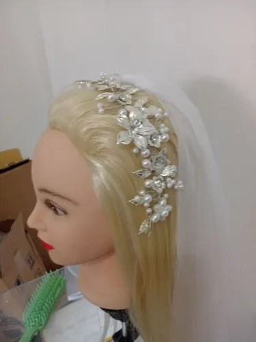 Tiara noivas debutante 