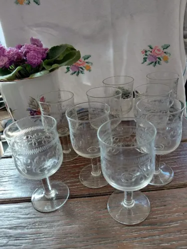 Taças antigas de cristal para vinho ou água - cristais São Luís