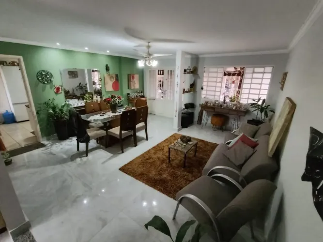 Casa com 3 dormitórios à venda, 259 m² por R$ 900.000 - Jardim Tarraf II - São José do Rio