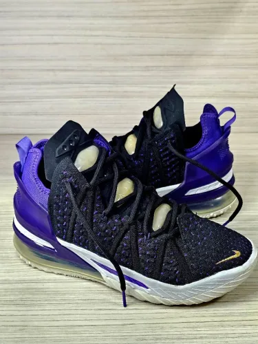Nike LeBron James 18 Lakers