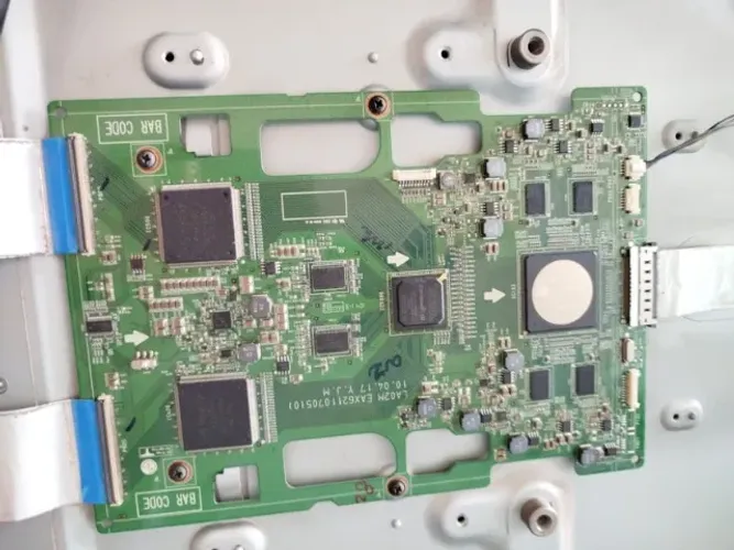 PLACA T-COM EAX62110705 LG 47LX6500