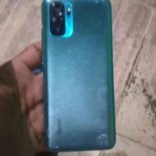 Celulares com defeito um Moto G 31 128 e o redmi Note 10 128 GB