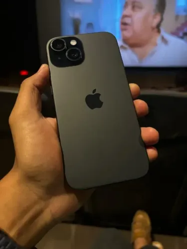 iPhone 15 128GB impecável