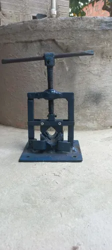 Torno morsa para canos