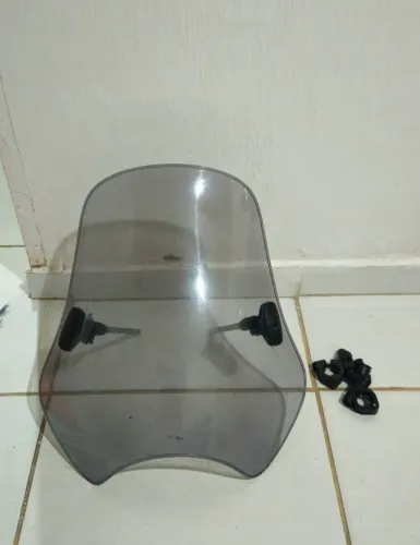 BOLHA GIVE, ideal pra viagens, corta vento e protege.