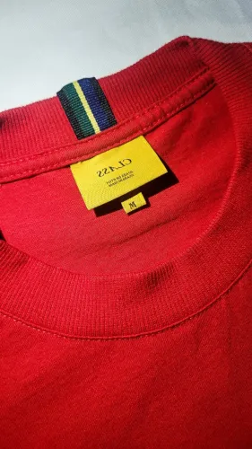 Camiseta Class Vermelha Pencil Desing Tam M Usado Original