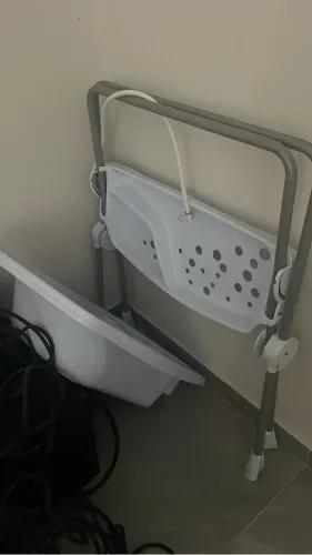 Vendo banheira com suporte usada três meses!