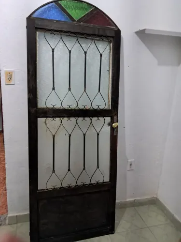 Porta de ferro