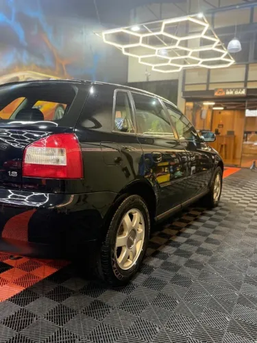 Audi A3 1.8 5P Mec. 2001