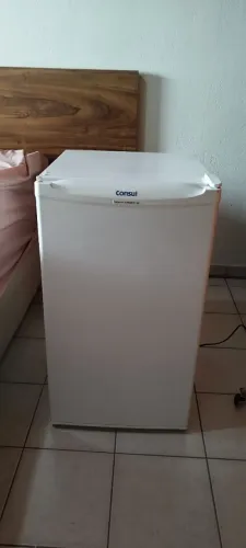 Frigobar Consul semi novo
