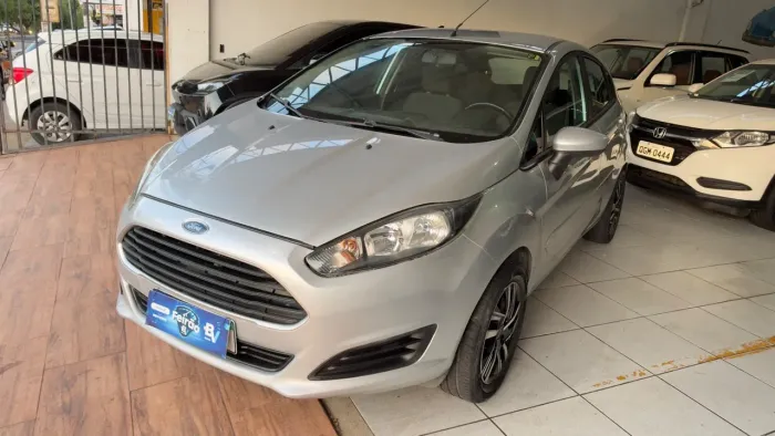 Ford Fiesta 1.5 16V Flex Mec. 5P 2015