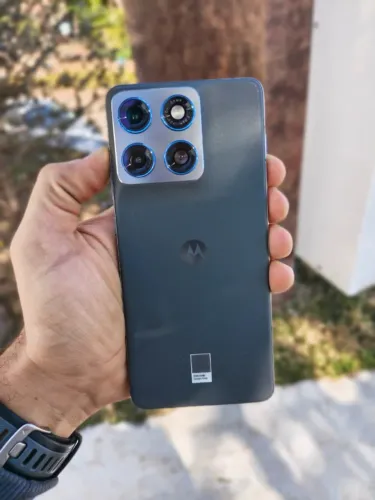 Moto Edge 70 5G - 12/256GB | Cinza
