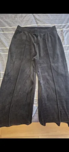 Calça Veludo Forever 21 tamanho XG