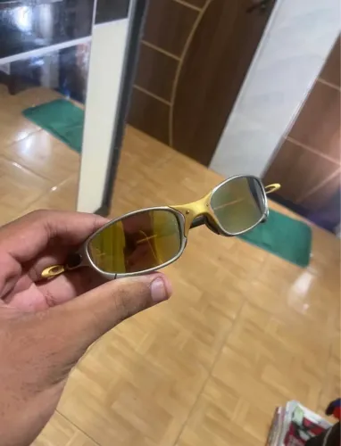 oculos juliet dourada