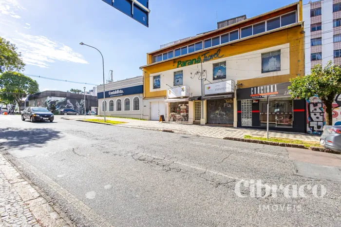 Sala comercial para alugar no Centro Cívico de 300m²
