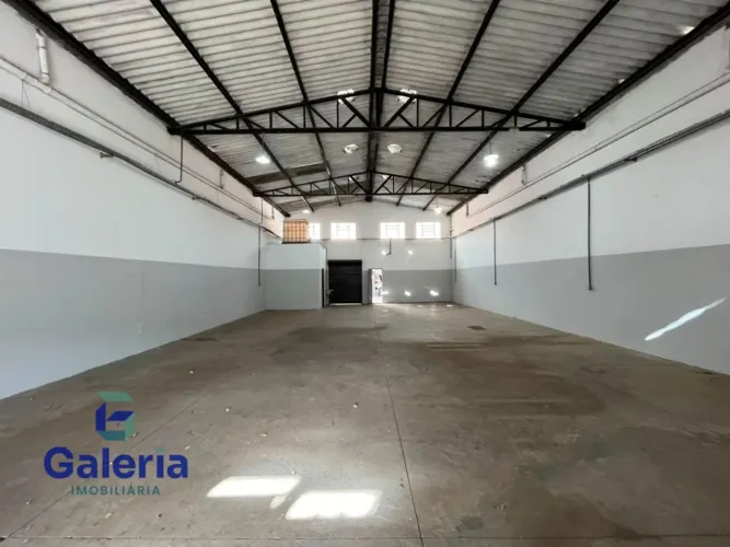 Galpão comercial para alugar, 232m² - Parque Industrial Tanquinho