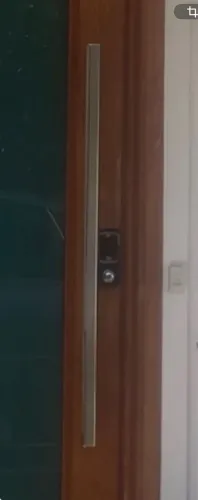 Porta madeira 2,85 altura x 1,05 com fechadura eletronica