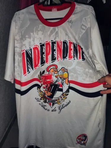 Camisa independente