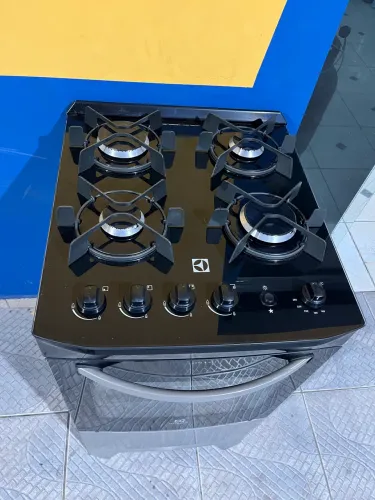 Fogão 4 bocas Electrolux