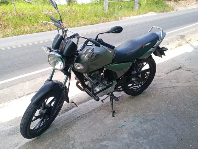 Vendo CG Titan 150 /KS 2008
