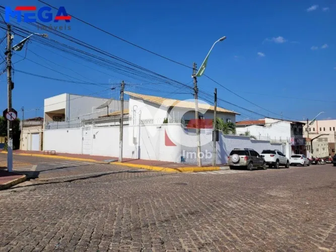 Casa em Tupinambá