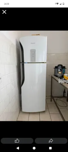 Geladeira Panasonic semi nova