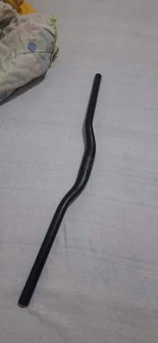 Guidão voador pequeno preto