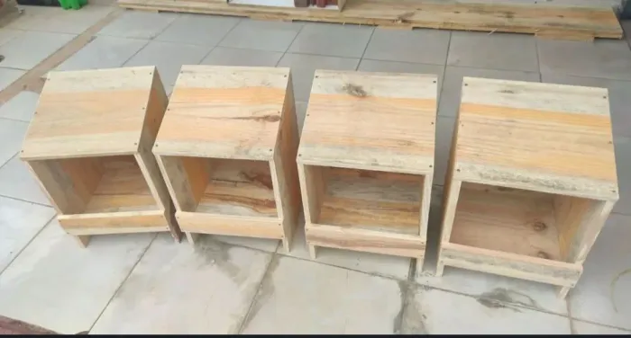 Fabrico ninho de galinhas com 30cm de largura com 30cm de fundo 