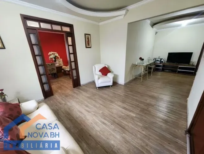 Casa para Venda em Belo Horizonte, Dom Joaquim, 6 dormitórios, 1 suíte, 4 banheiros, 3 vag