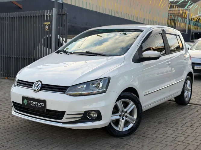 Volkswagen Fox Highline I Motion 1.6 Flex 16V 5P 2016