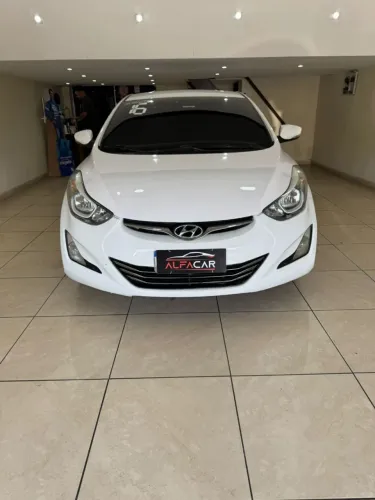 Hyundai Elantra GLS 2.0 16V Flex Aut. 2016