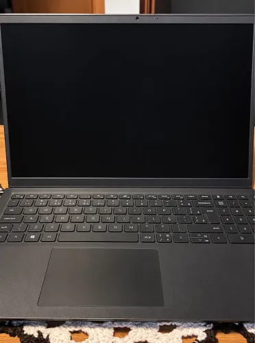Vendo Dell Inspiron 15 3520 retirada de peças