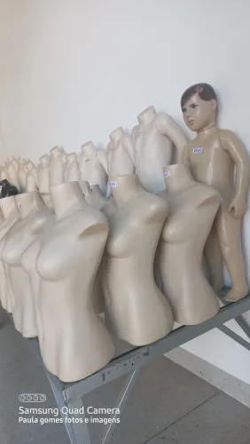 Manequins itens para loja