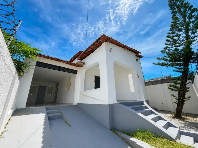 CASA COMERCIAL - CIDADE ALTA