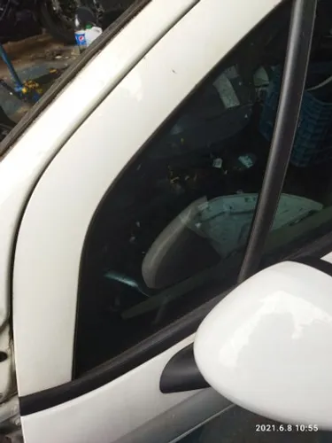 Vidro vigia da porta esquerda Citroen C3 2015