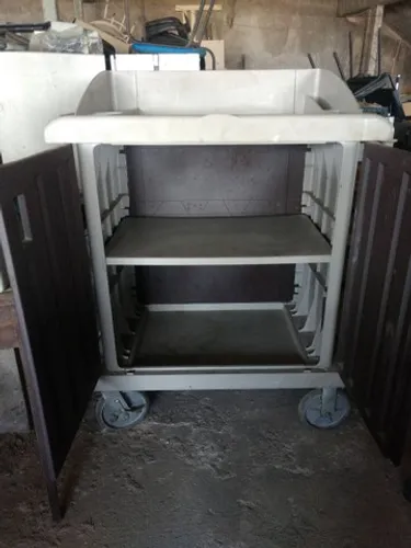 Carrinho Camareira Rubbermaid( Carro Profissional  hotéis, hospitais, resorts, escolas )