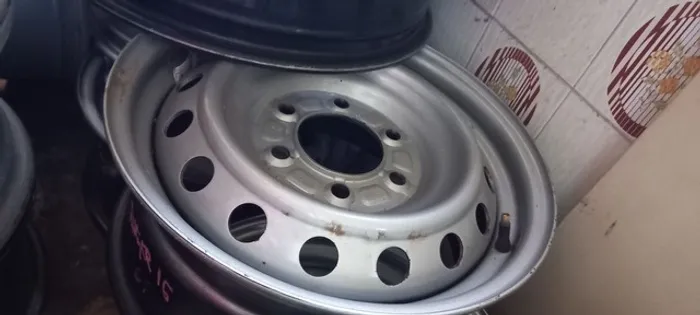 Roda Ford Ranger aro 16 de ferro original unidade valor mínimo 