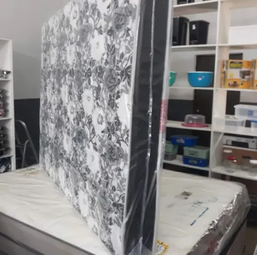 Colchão casal espuma d33 selada firme 1 ano de garantia