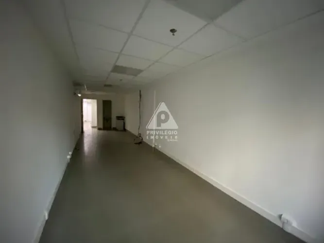 Sala Comercial com vaga no Flamengo