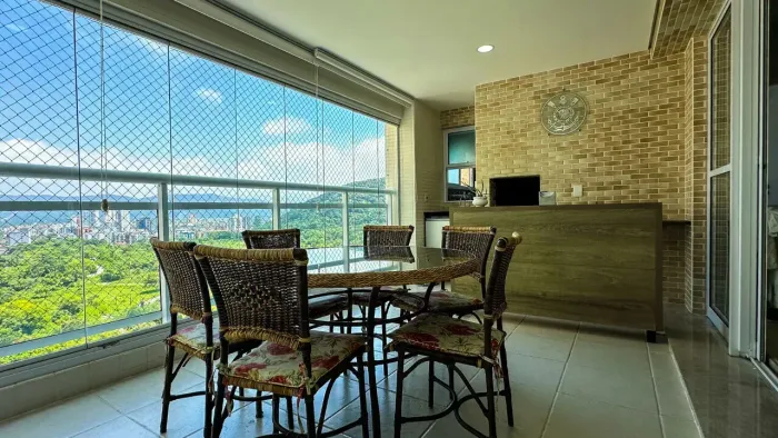 Apartamento À VENDA no condomínio Verdemar Gafisa na praia da Enseada em Guarujá