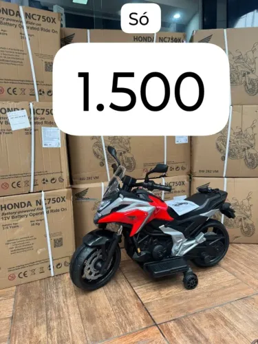 Moto infantil Honda nc750x 