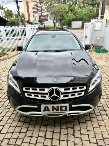 Mercedes-Benz GLA 200 Adv. 1.6/1.6 TB 16V Flex Aut. 2018