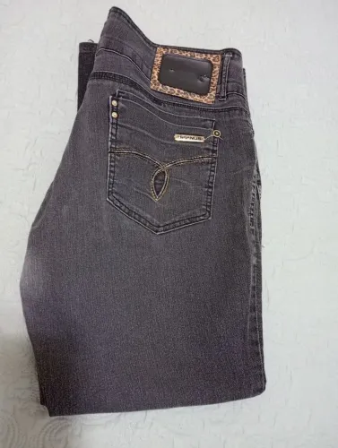 Roupas variadas