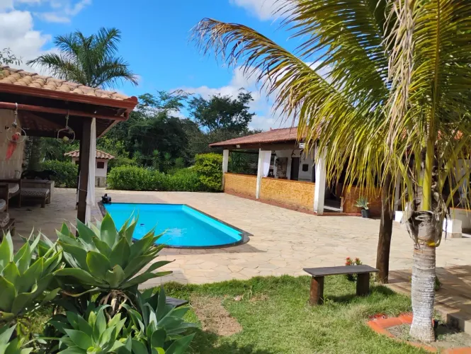 Sitio condomínio fechado descanso familiar ano novo alugado .