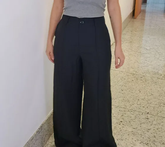 Calça wide leg preta nova com cinto G