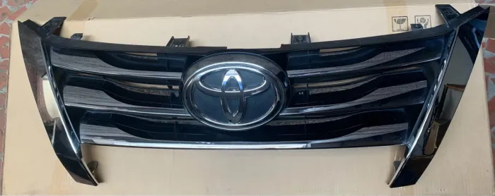 Grade Hilux Sw4